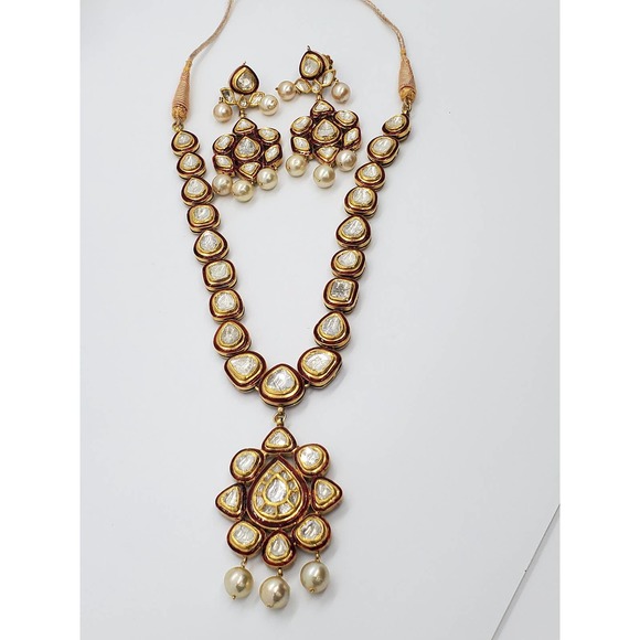 18kt Yellow Gold Rosecut Diamond Single Line Necklace with Earrings - Picture 3 of 5